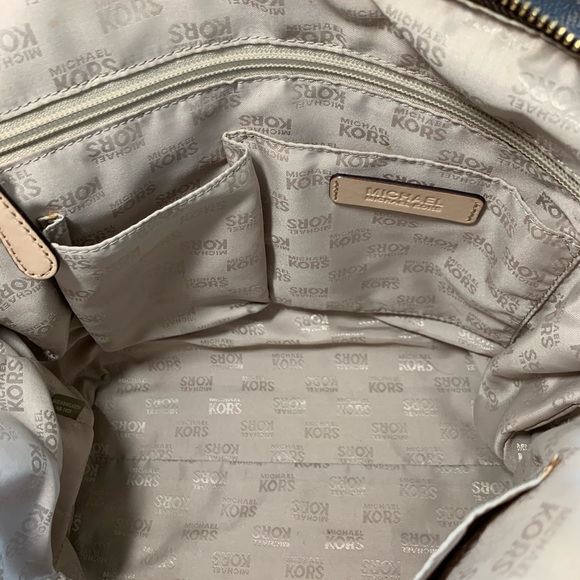 Michael Kors handbag - Picture 5 of 6